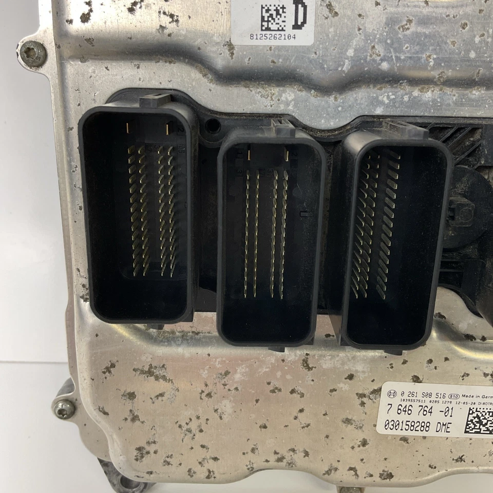 Control ECM del motor compatible con BMW 320i 328i 428i 14-18 OEM 7646764-01 Foto 3 de 4