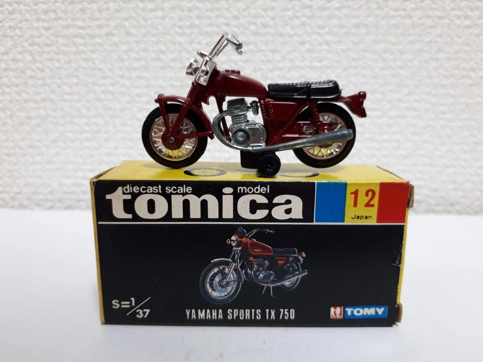 Tomica - Nº12 Yamaha Sports TX750 Hecho en Japón Foto 3 de 4
