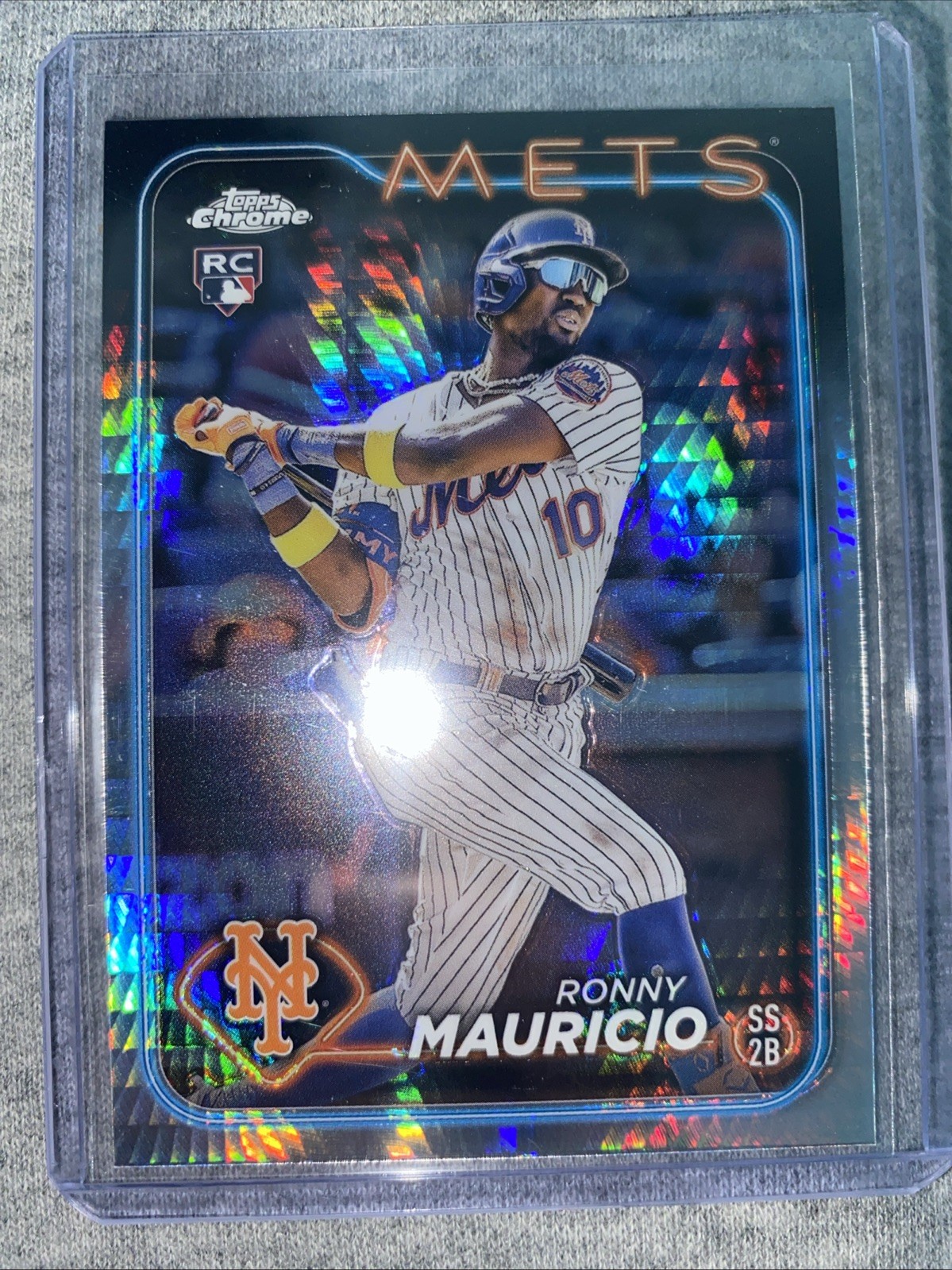 2024 Topps Chrome - Ronny Mauricio #28 Prism Refractor (RC)