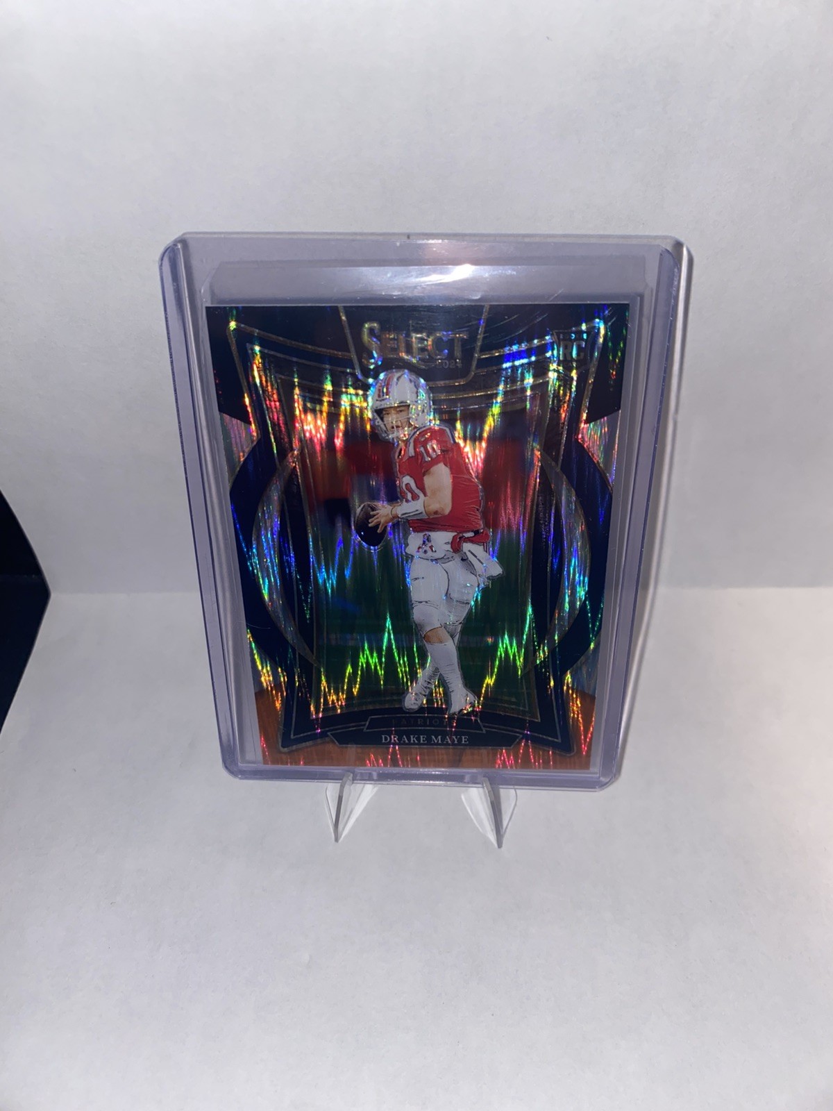 2024 Panini Select - Concourse Drake Maye #27 Black & Orange Shock Prizm (RC)