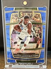 2021-22 Panini Donruss Select Basketball Giannis Antetokounmpo #35