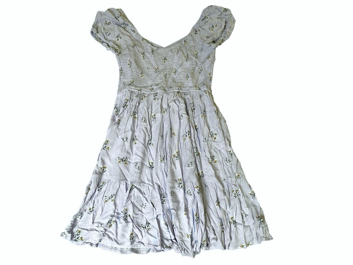 Hollister Juniors Girl's Smocked Short Sleeve Blue Floral Dress Size M NWOT | eBay Hollister Juniors Girl's Smocked Short Sleeve Blue Floral Dress Size M NWOT | eBay