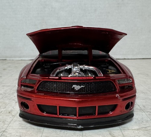 JADA 1/24 DUB CITY RED/WHITE FORD MUSTANG GT-R CONCEPT - Picture 5 of 11