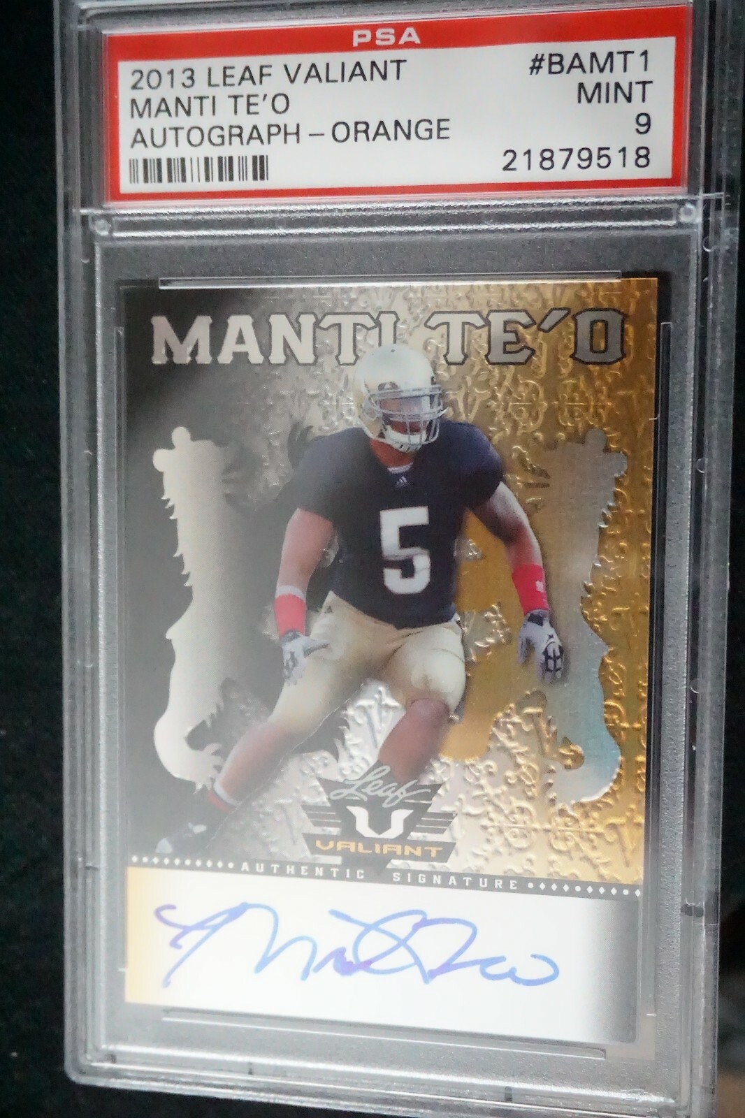 Manti Te'o Leaf Valiant #BAMT1 Autograph-Orange