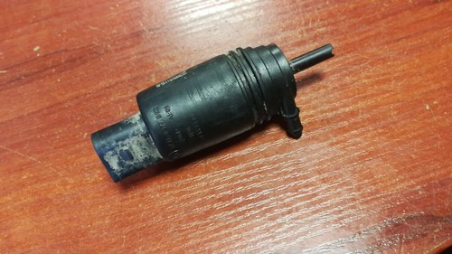 BMW E39 5er E46 E60 E61 E38 E65 E66 E67 Waschpumpe 8377612