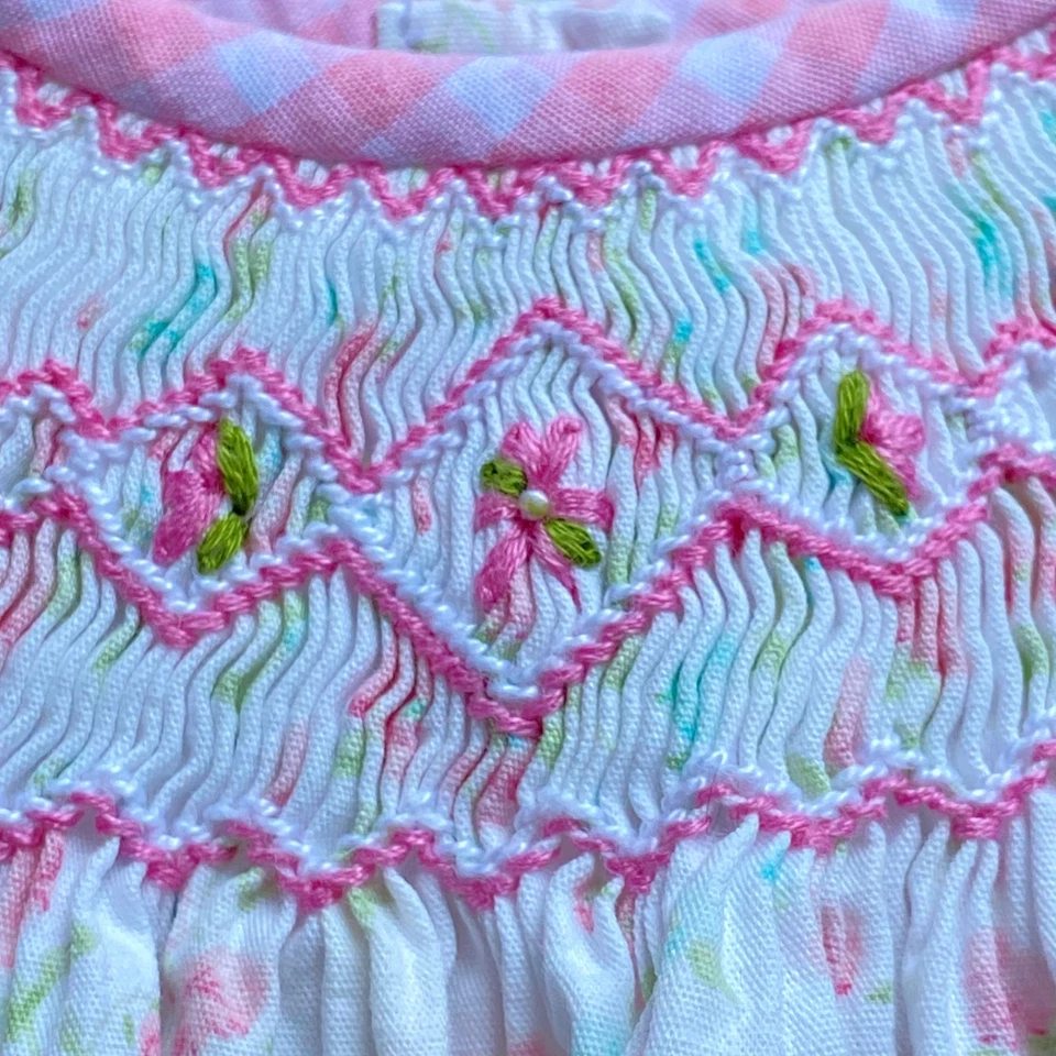 Vestido Vive La Fete Bordado a Mano Talla 6 Rosa Estampado Floral Foto 2 de 4