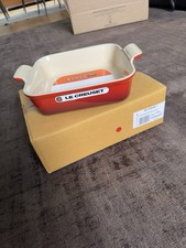 Image of Le Creuset - Stoneware Heritage Square Dish -23 CM - Red / Cerise