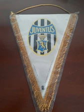 GAGLIARDETTO PENNANT VINTAGE '80 FOOTBALL CALCIO JUVENTUS. OFFICIAL AI.MA TORINO