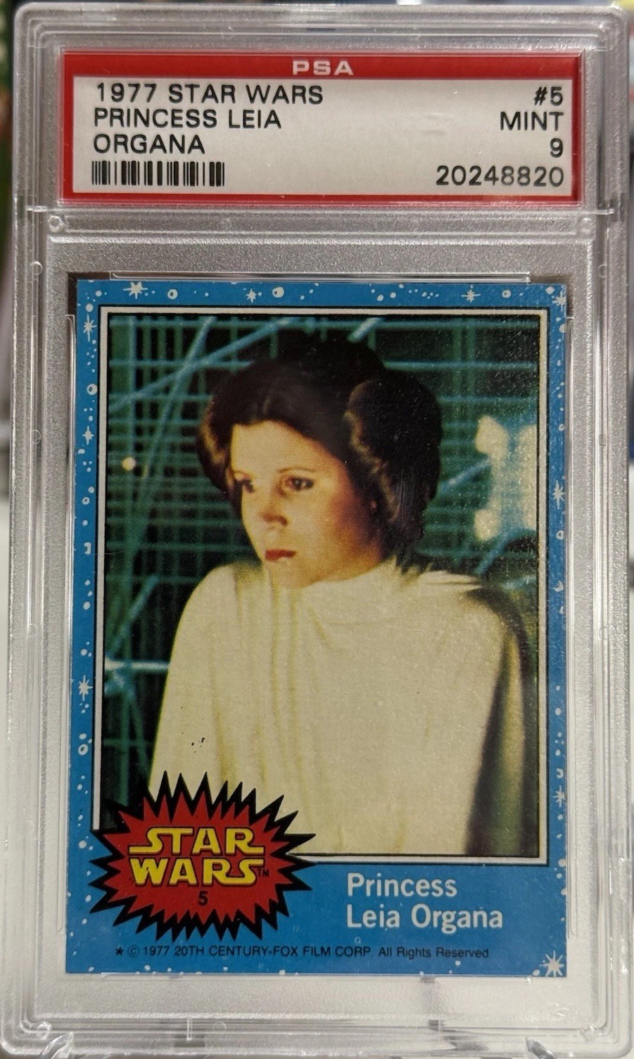 1977 Topps Star Wars Princess Leia Organa #5 PSA 9