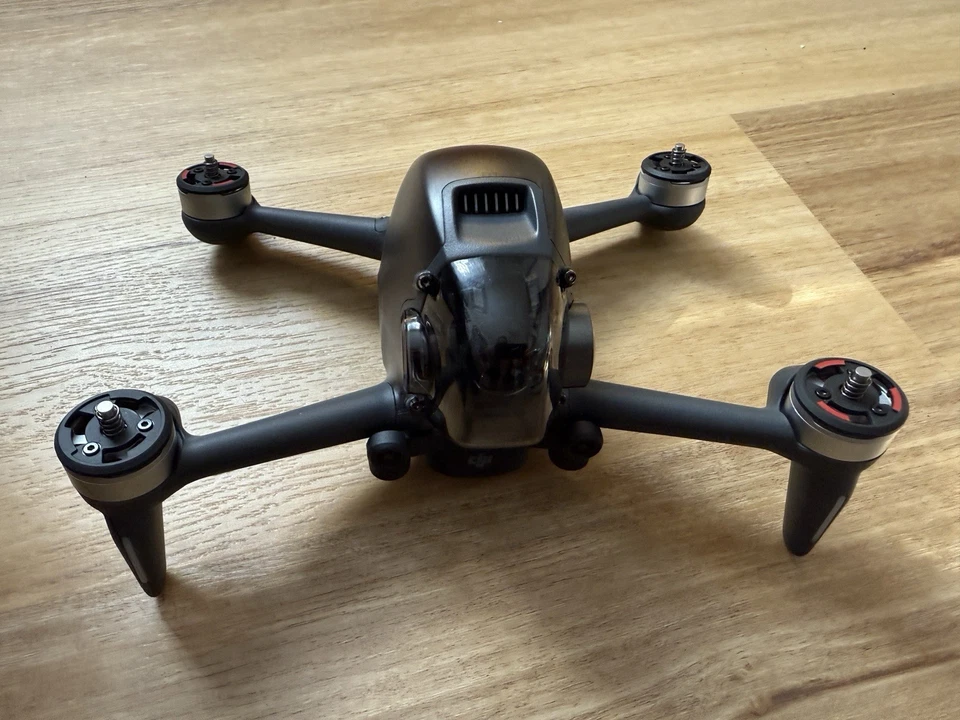 DJI Fpv Drone - Image 2 of 4