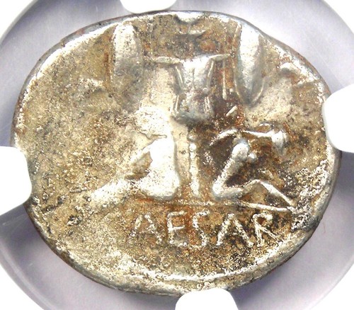 Julius Caesar AR Denarius Silver Venus Coin 46 BC - Certified NGC VF - Picture 4 of 5