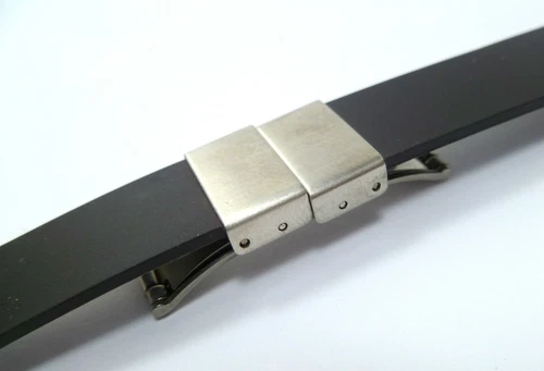 18mm BLACK RUBBER WATCH STRAP FOLDING CLASP 1898