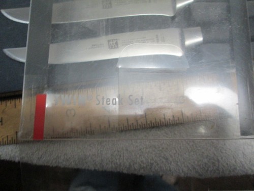 Henckels Zwilling 4 Star Steak Set - #31090-120 (4-1/2") - NOS - OB - Fine! - Picture 8 of 8