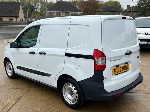 2017 Ford Transit Courier 1.5 TDCi Combi Van 6dr Diesel Manual L1 H1 (104 g/km, - Picture 5 of 20