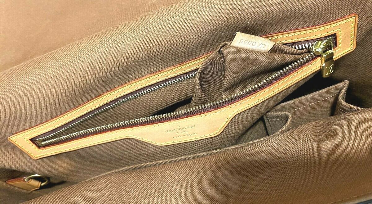 Authentic Louis Vuitton LV Shoulder Bag Aveth M45257 Browns Authentic Louis Vuitton LV Shoulder Bag Aveth M45257 Browns