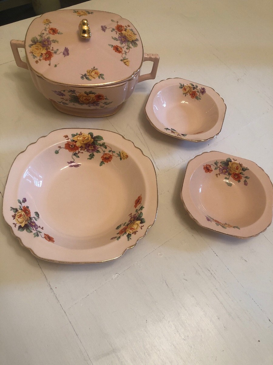 RARE VINTAGE SEBRING CHINA 4 Piece Desert Set – SHELL PINK WARE