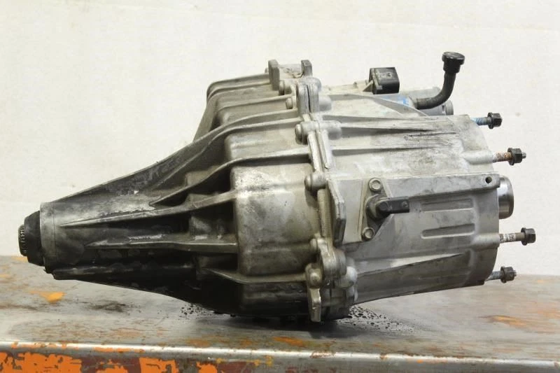 2021 RAM 1500 NEW STYLE TRANSFER CASE 50K MILES BW4811 68250775AG - Image 2 of 4