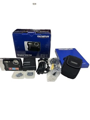 Olympus Stylus 850 SW 8.0MP Waterproof Shockproof Digital Camera W Box Charger