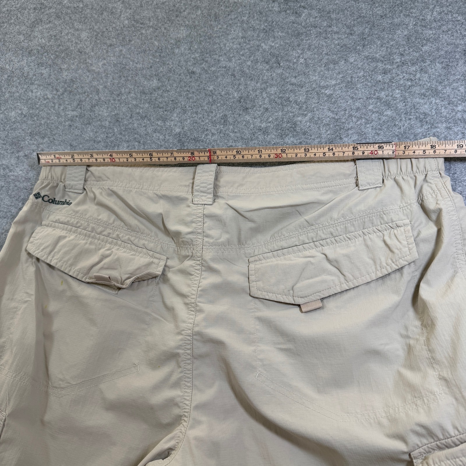 Columbia Convertible Cargo Pants Mens 38x32 Khaki Zip Off Hiking Outdoor Shorts thumbnail 7