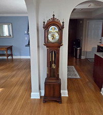 Colonial of Zeeland Longcase/Grandfather Clock Brown Wood Roman Numerals
