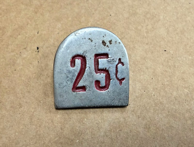 Antique Slot Machine Parts - Mills 25 Cent HORSE HEAD Denominator Badge