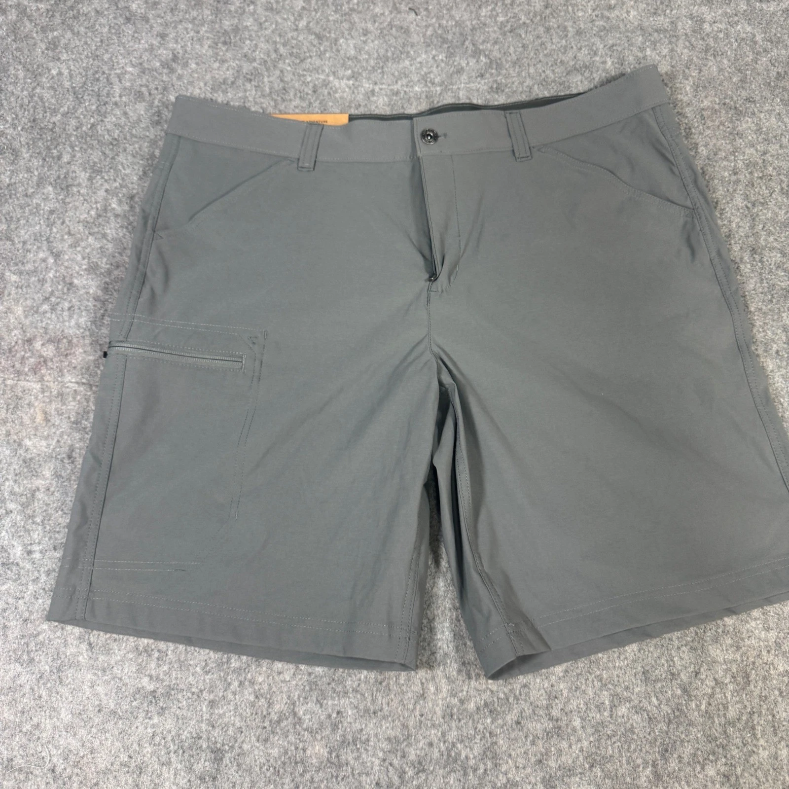 Eddie Bauer Rainier Tech Shorts Mens 40 Gray Hiking Cargo Stretch 10" Inseam NEW