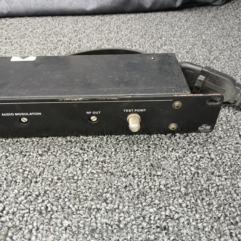 Pico Macom PCFM Agile FM Stereo Audio Modulator 88-108 MHz - Image 4 of 4