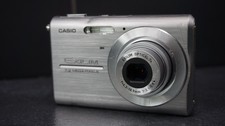 Casio Exilim EX-Z75 7.2MP Digital Camera - Silver