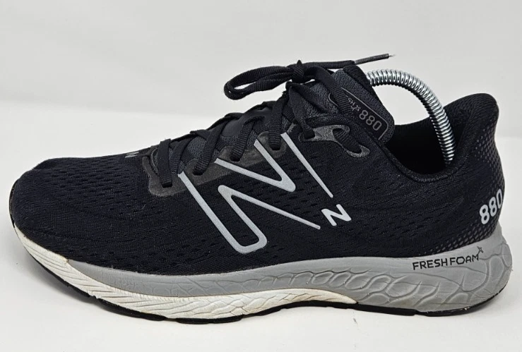 New Balance Fresh Foam x 880v13 Running Shoes Black Size 7.5 Men\'s/9 Women\'s 4E! Amazon.com | New Balance Women main image 4