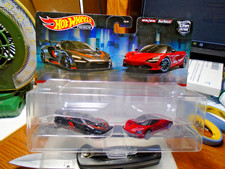 Hot Wheels 2 Car Set with Real Riders McLaren Senna & McLaren 720S