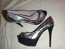 Chaussures Paris Hilton En Cuir Daim Noir - Talon Aiguille Très Haut - Bout Ouvert (open Toe) - Pointure 8.5 M - Excellent état