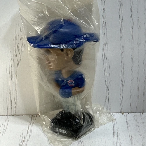 Sammy Sosa sealed POST CEREAL UNOPENED 3" BOBBLEHEAD Chicago Cubs 2002(bin-2)