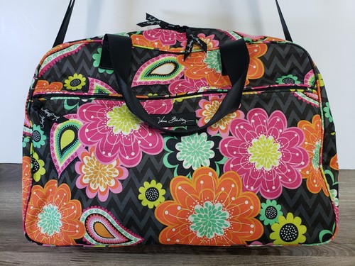 Vera Bradley 2014 RETIRED Ziggy Zinnia Travel Bag Adjustable Strap Floral Duffle - Picture 2 of 9