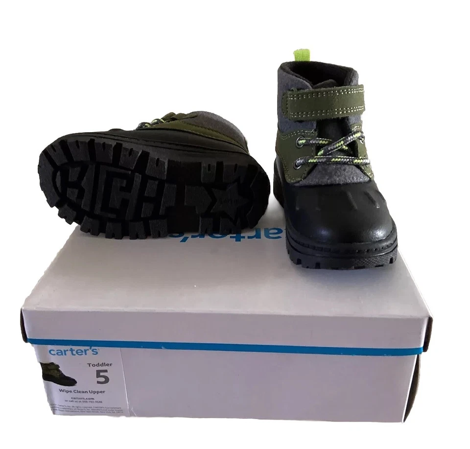 Botas para niños pequeños talla 5 de Estados Unidos Foto 3 de 4