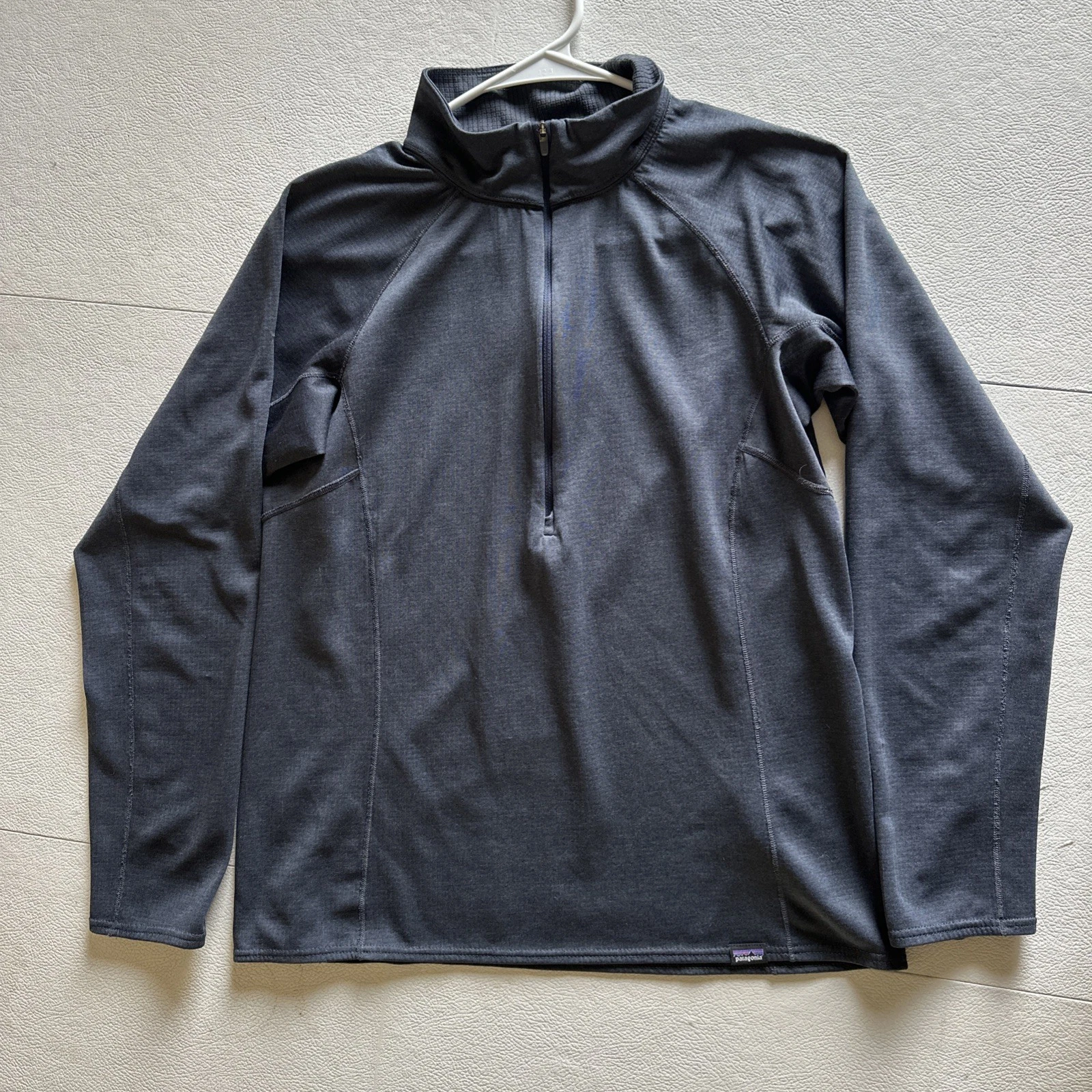 Patagonia Capilene Midweight Zip-Neck Base Layer Women’s Medium Dark Grey