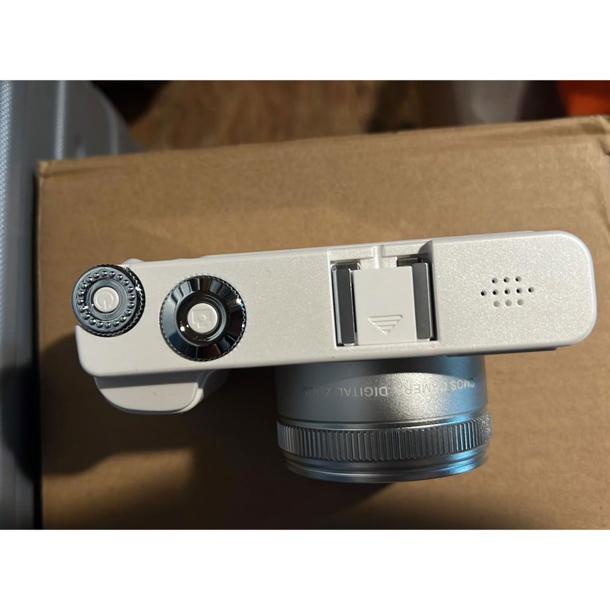 DC101 4K Digital Camera 48MP Ultra HD 16x Zoom Video Photo Camera