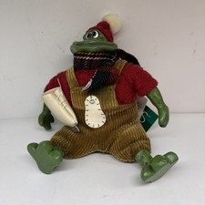 Russ Berrie Frog the Christmas Country Folk Blade Ice Skater Shelf Sitter