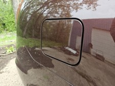 MKS       2009 Fuel Filler Door 2460520