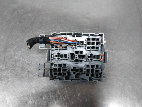 7L0937503A Porta Fusibili per PORSCHE CAYENNE (TIPO 9PA) Básico 2005 422428 - Foto 6 di 10