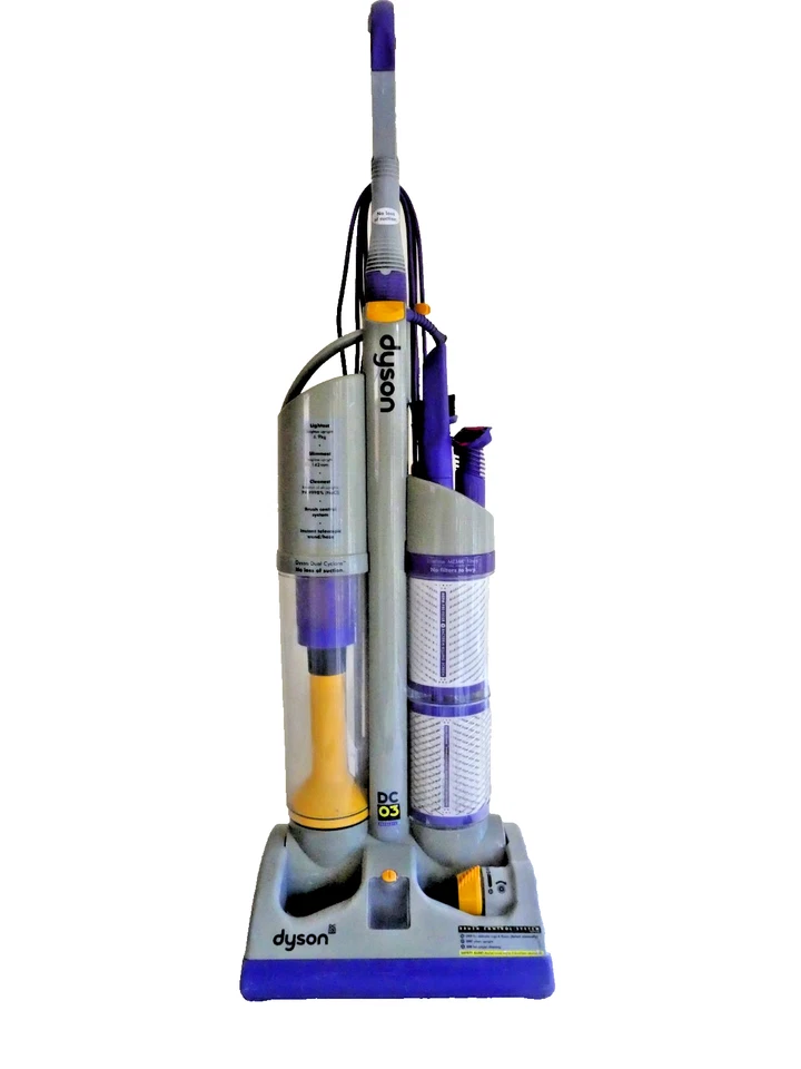 Dyson DC03 Ab +- with matching tools - free postage - Image 2 of 4