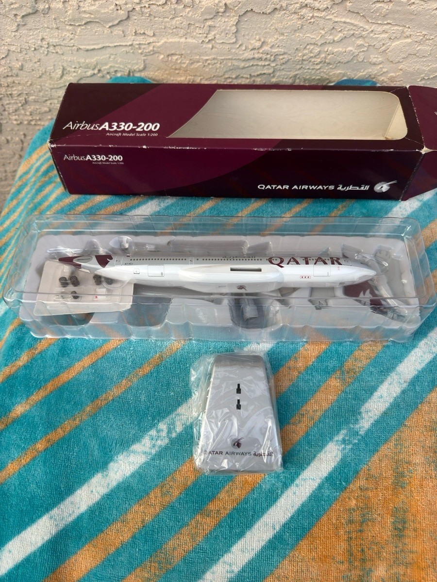 hogan 1/200 カタール航空 Airbus A330-200 hogan 1/200 カタール航空 Airbus A330-200 Hogan 1/200 Qatar