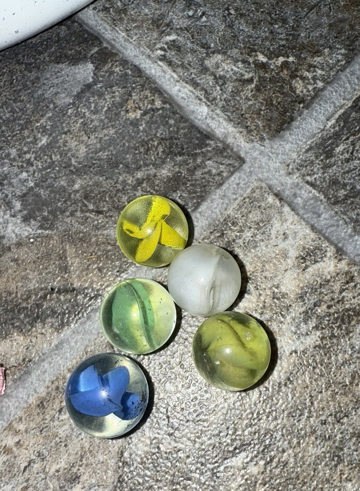 Vintage 5 Toy Marbles Mix - Yellow, Mint, Blue, White Cat Eye Veins
