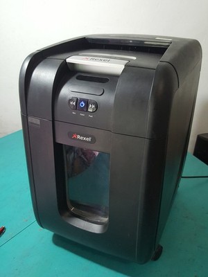 Rexel 200X Automatischer Aktenvernichter Schredder Partikelschnitt Autofeed 32L