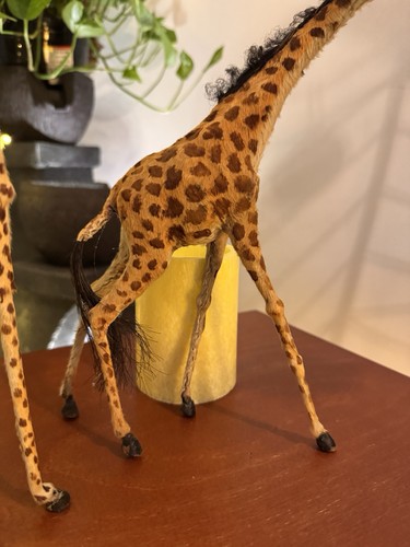 Statuine giraffa africana artigianali set di 2 sculture animali cuoio nascondiglio - Foto 6 di 19