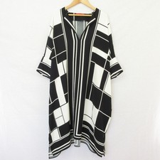 CAROLINA HERRERA Keyhole Neck Printed Dress, Size S, Black & White Women USED