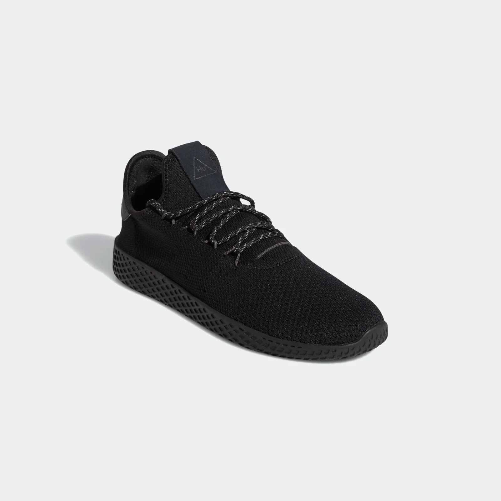hu shoes black