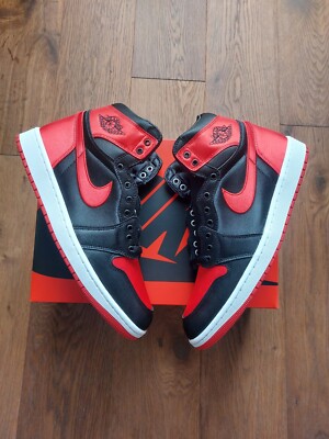 Air Jordan 1 High Satin Bred