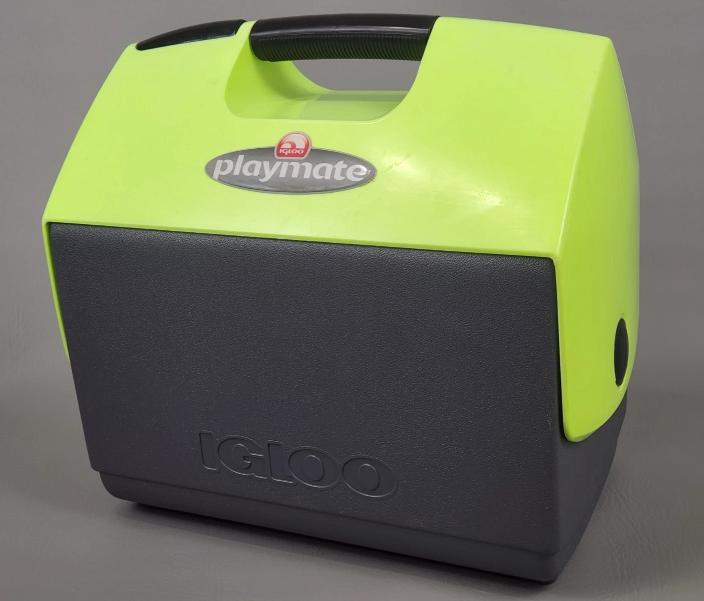 Igloo Playmate Elite Ultra Cooler 30 Can Swivel Top Highlighter Yellow Uline 16q