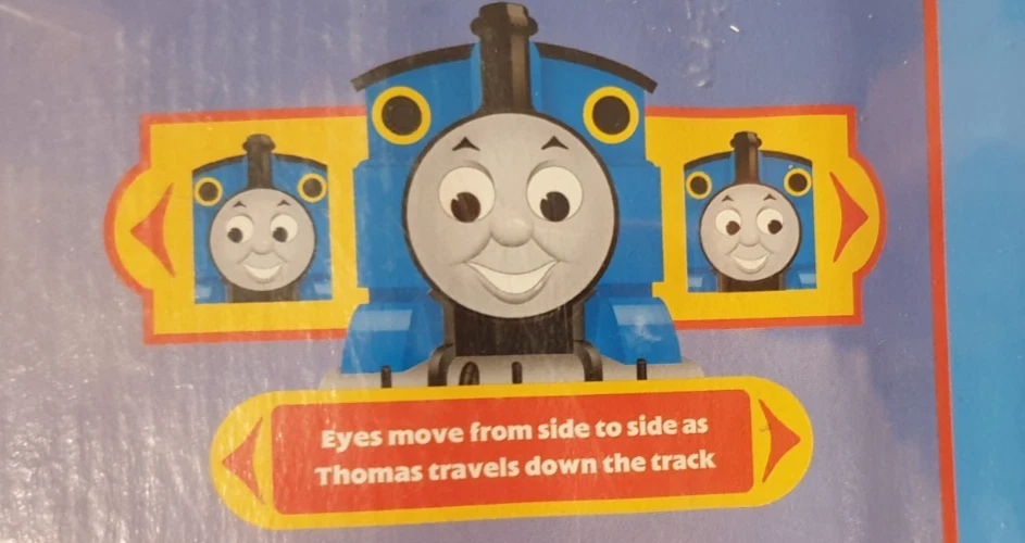 THOMAS & FRIENDS Thomas with Annie & Clarabel Electric Starter Train Set - 2002! - Image 2 of 4