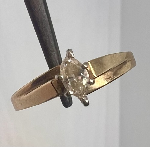 10Kt 1.8 gr Yellow Gold 1/5 ct. Marquise Natural Diamond Engagement Ring Size 7 - Picture 4 of 11